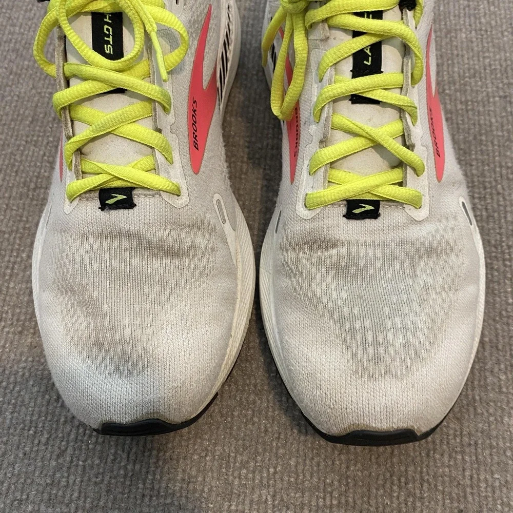 Brooks Launch GTS Running Shoes Womens Size 11 White Mesh Cushioned 1203741B148‎